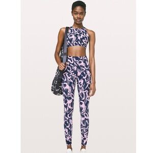 Lululemon Free To Be Serene High Neck Sports Bra Navy Blue Size 4